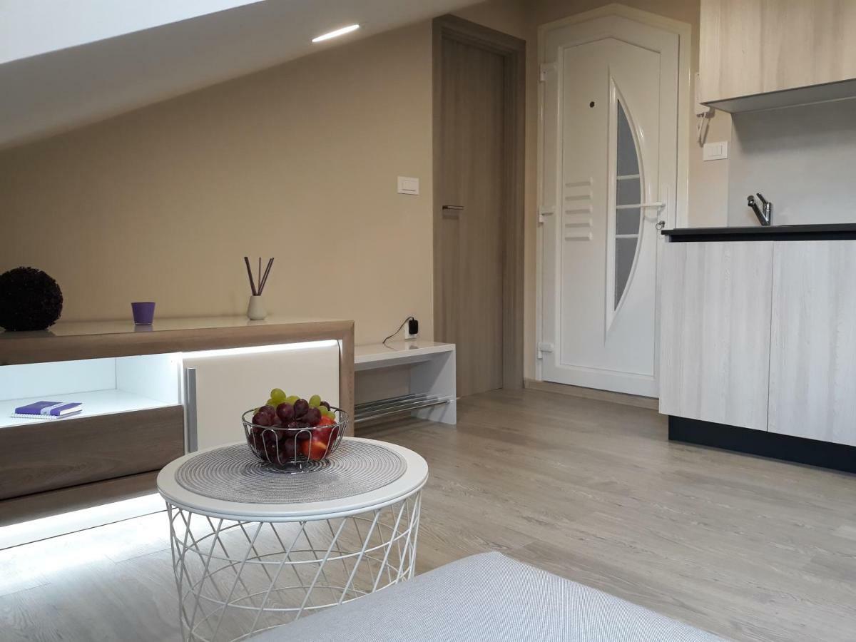 Center Apartment Dalu Pula Luaran gambar